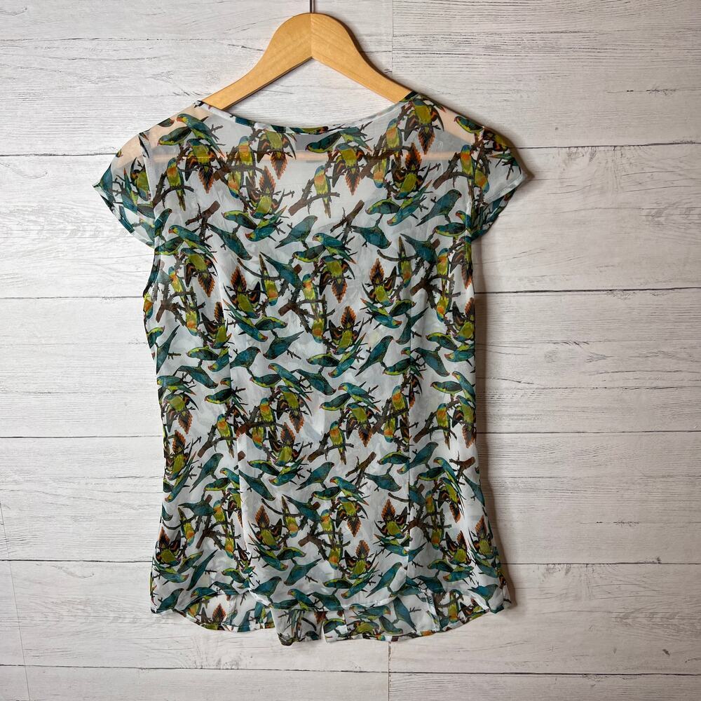 East 5th Blouse Womens Size Medium Parrot Novelty Print Sheer Button Down - Picture 14 of 16